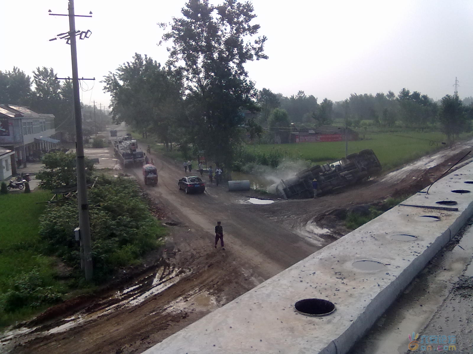 20110812274.jpg