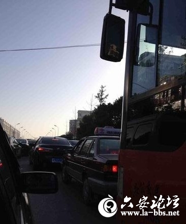 QQ截图20121113084002.jpg