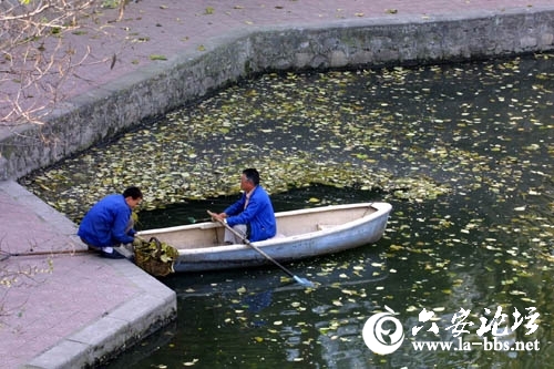 环卫工人.jpg
