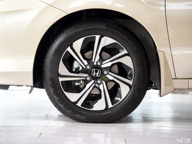 d_autohomecar__wKjByVZ5Ht-ACjmcAAXa0KiM8SM359.jpg