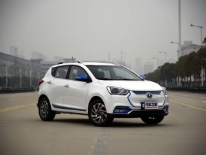 c_autohomecar__wKgFVlboszmAeABbAAOXofvMCBI890.jpg
