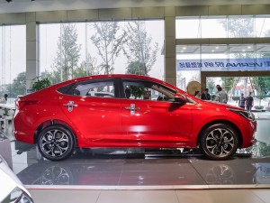 c_autohomecar__wKgH4Ff4dUOACexYAAhtBakt3Wo399.jpg