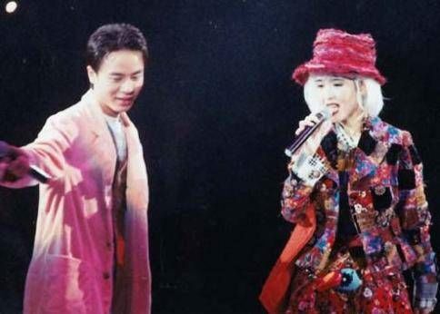 03ed-hifuvpf6906760.jpg