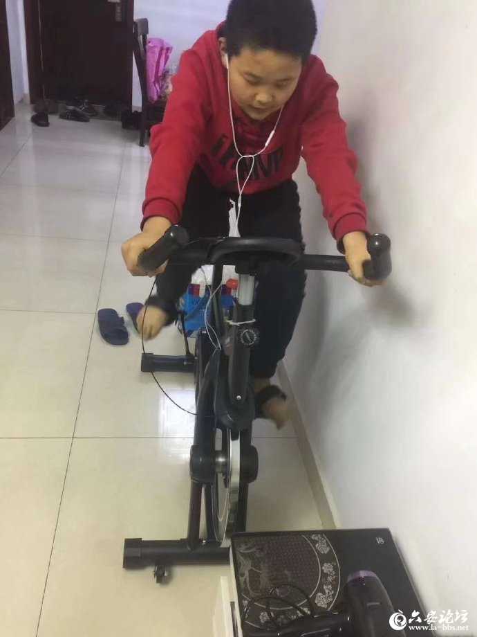 007jgHJNly1g1yctqsmm8j30u0140416_副本.jpg
