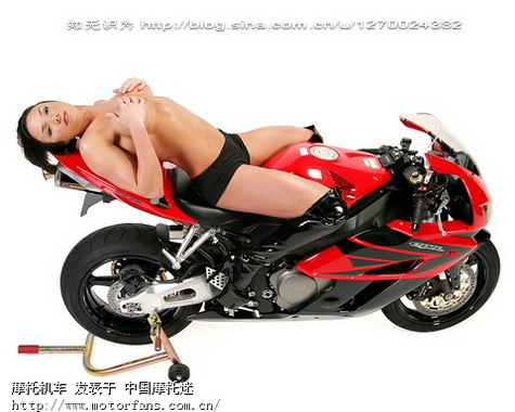 4bb308be02000g08_7qPsyHd4p3Vl.jpg