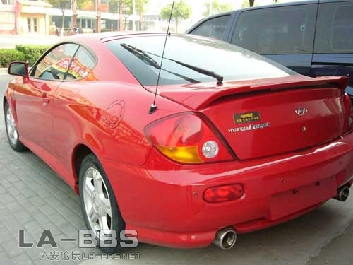 现代跑车后.jpg